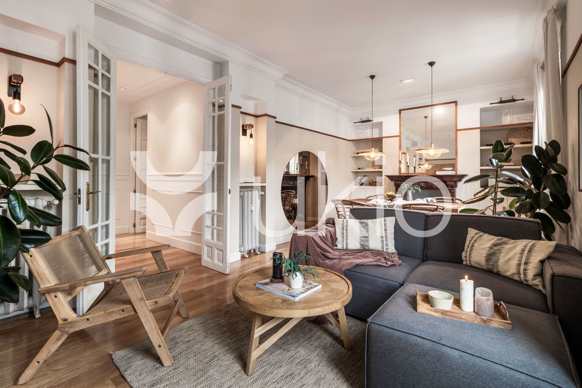 Sala d'estar de Apartament de lloguer en  Madrid Capital amb Aire condicionat, Moblat i Forn