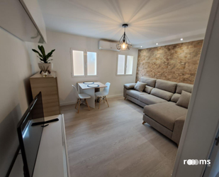 Living room of Apartment to rent in  Jaén Capital  with Air Conditioner, Parquet flooring and Furnished