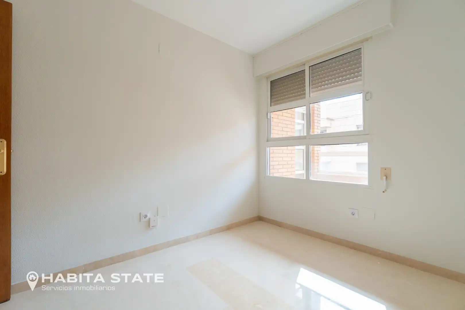 Bedroom of Flat for rent in Almería  with Air Conditioner, Heating and Terrace