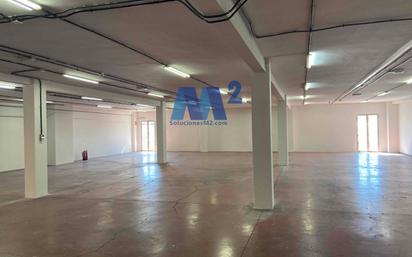 Nau industrial en venda en Alcobendas