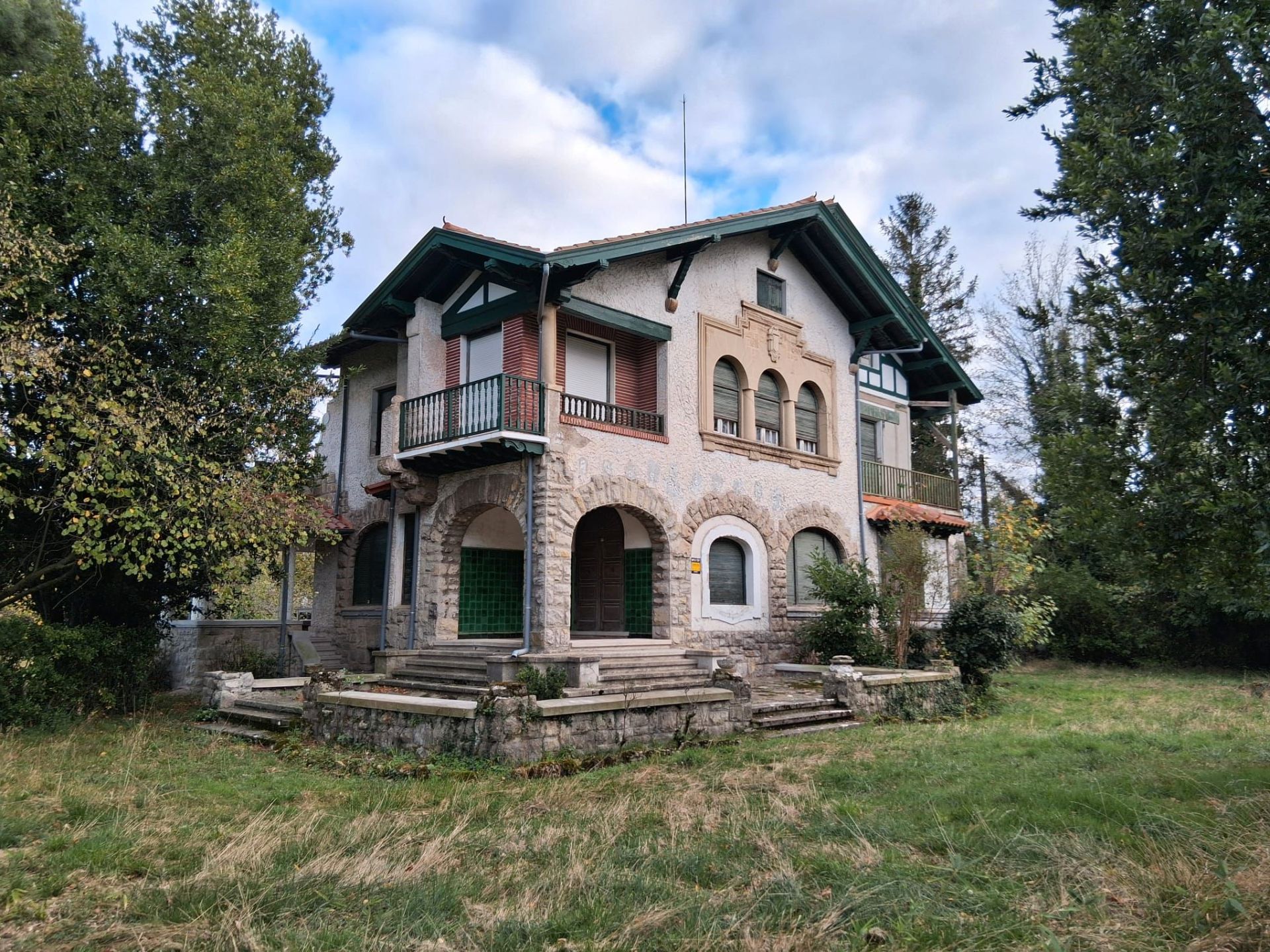 Vista exterior de Casa o chalet en venta en Urduña / Orduña con Jardín privado, Terraza y Amueblado
