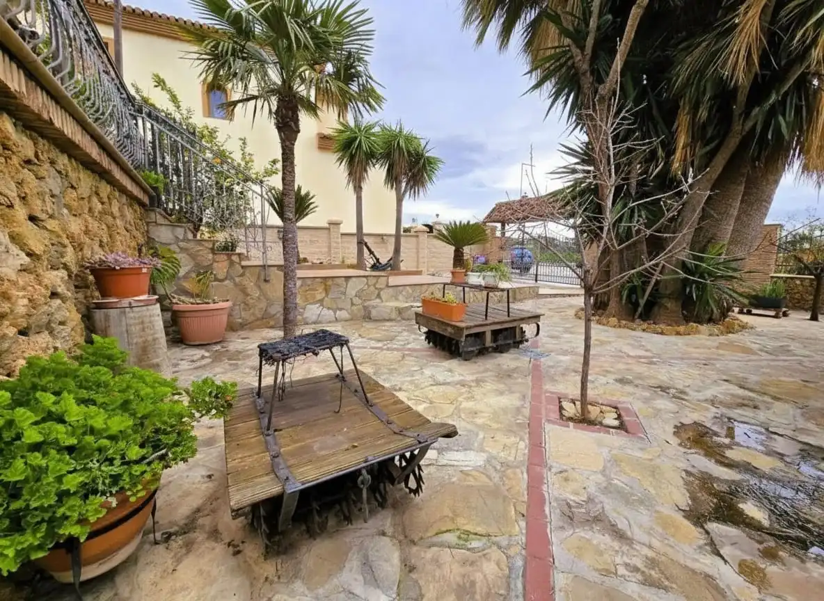 Casa con giardino in vendita a Loja