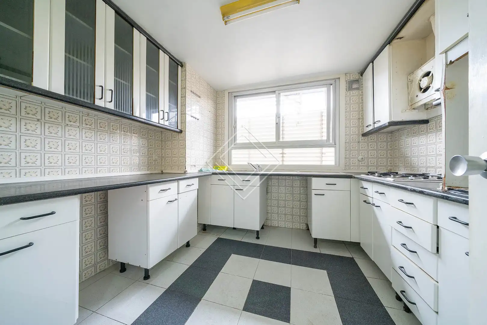 Kitchen of Flat for sale in Madrid  with Air Conditioner, Heating and Terrace
