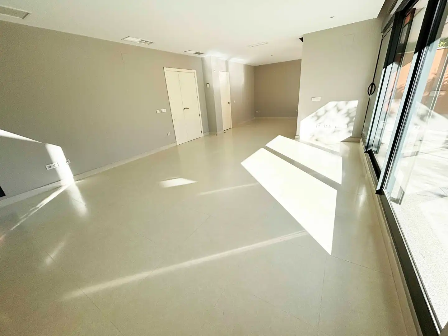 Maison jumelée avec piscine à louer à Calle de San Enrique de Ossó 535, imagen 10
