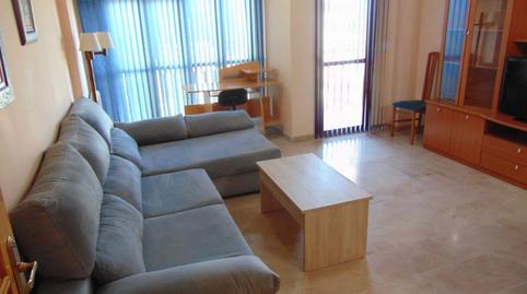 Foto 2 de Piso de alquiler en Valdepeñas, Ciudad Real