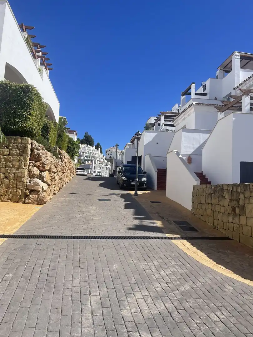 Apartment mit Pool zum Verkauf in Nueva Andalucía, imagen 4