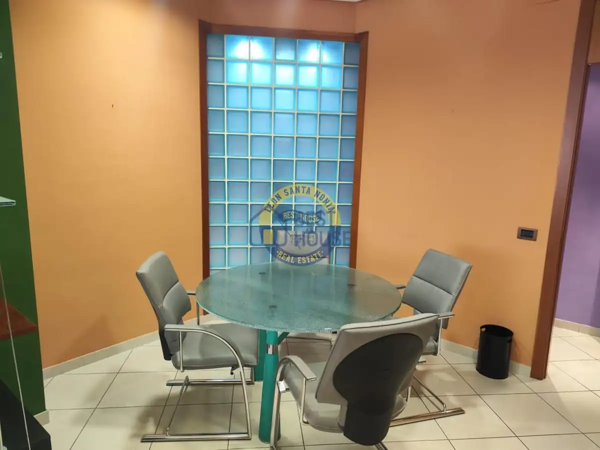 Office space with lift for sale in San Claudio - La Chantría, imagen 5