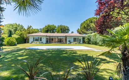 Jardí de Casa o xalet en venda en Villanueva de la Cañada amb Piscina