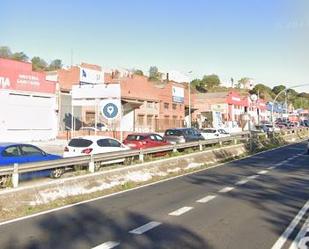 Vista exterior de Nau industrial de lloguer en Sabadell