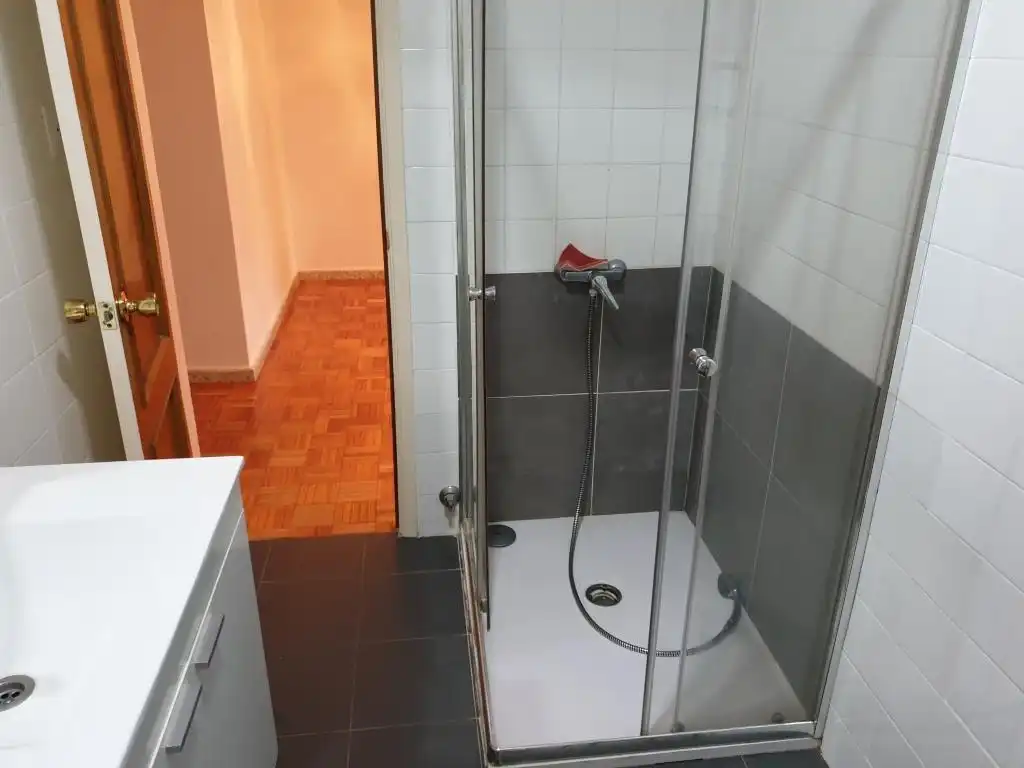 Bathroom of Flat for sale in Ourense Capital   with Heating