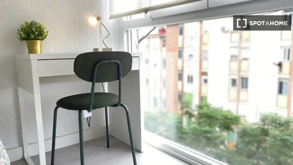 Balcony of Flat for rent in Madrid  with Air Conditioner, Heating and Furnished