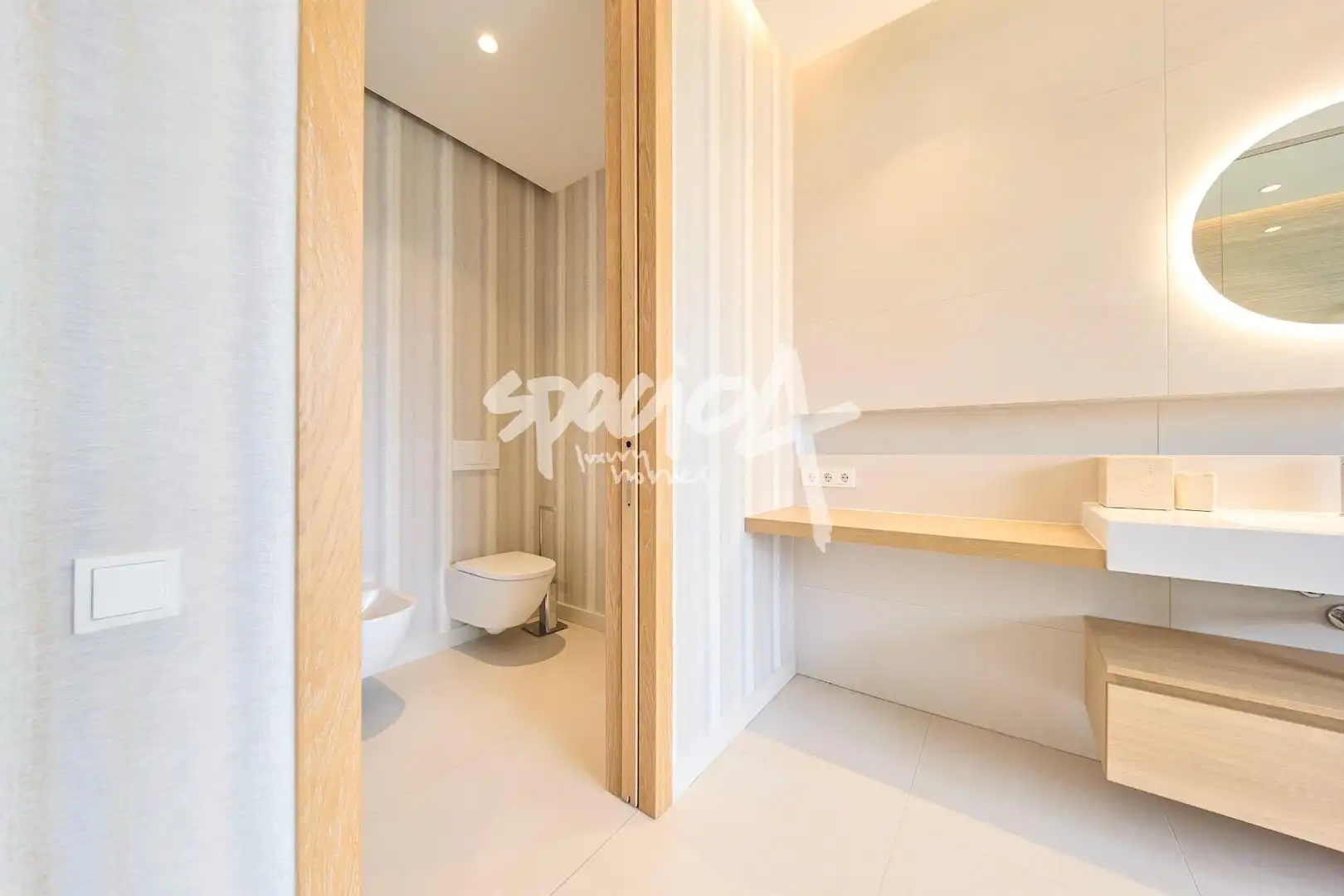Baño de Ático de alquiler en Pozuelo de Alarcón con Aire acondicionado, Calefacción y Jardín privado