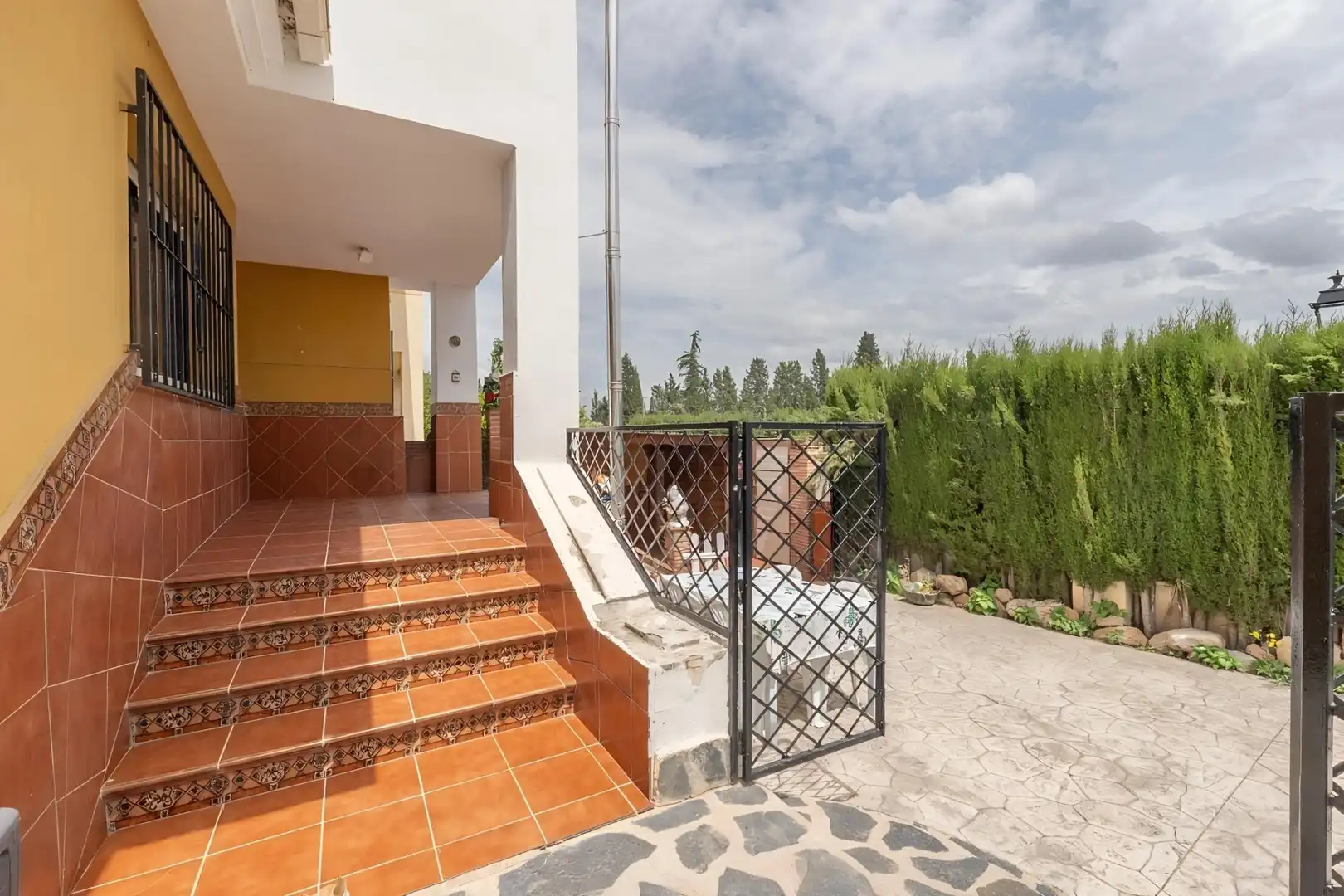 Casa aparellada amb balcó en venda a Camino DE ALBARRATE, imagen 64