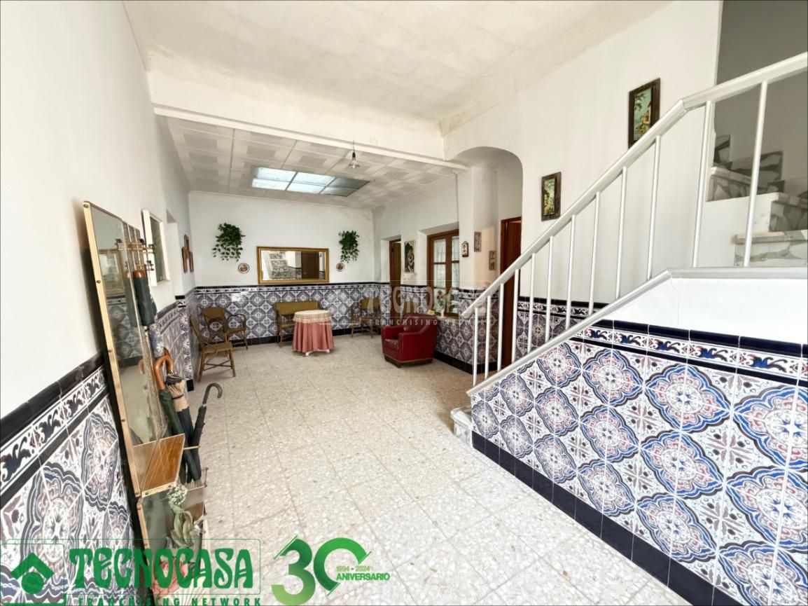 Single-family semi-detached for sale in Urda  with Private garden