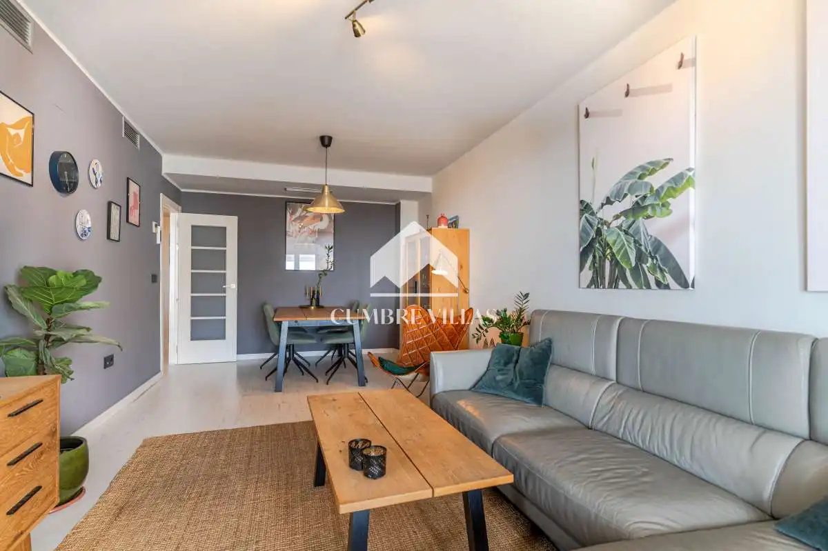 Sala de estar de Casa adosada en venta en Almuñécar con Terraza, Trastero y Internet
