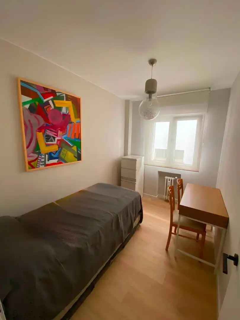 Schlafzimmer von Wohnung zur Miete in Gijón  mit Heizung, Parkett und Möbliert
