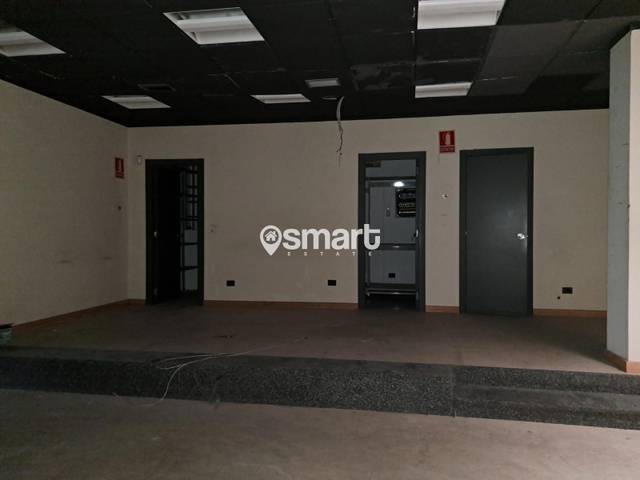 Local comercial en Venta en Arquitecto Reguera en Parque San Francisco - Uría