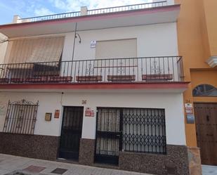 Vista exterior de Casa o xalet en venda en Torremolinos amb Terrassa, Traster i Alarma