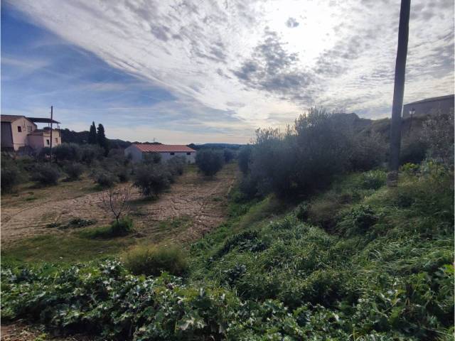 Terreno industrial en Venta en  Partida Demba en Azlor