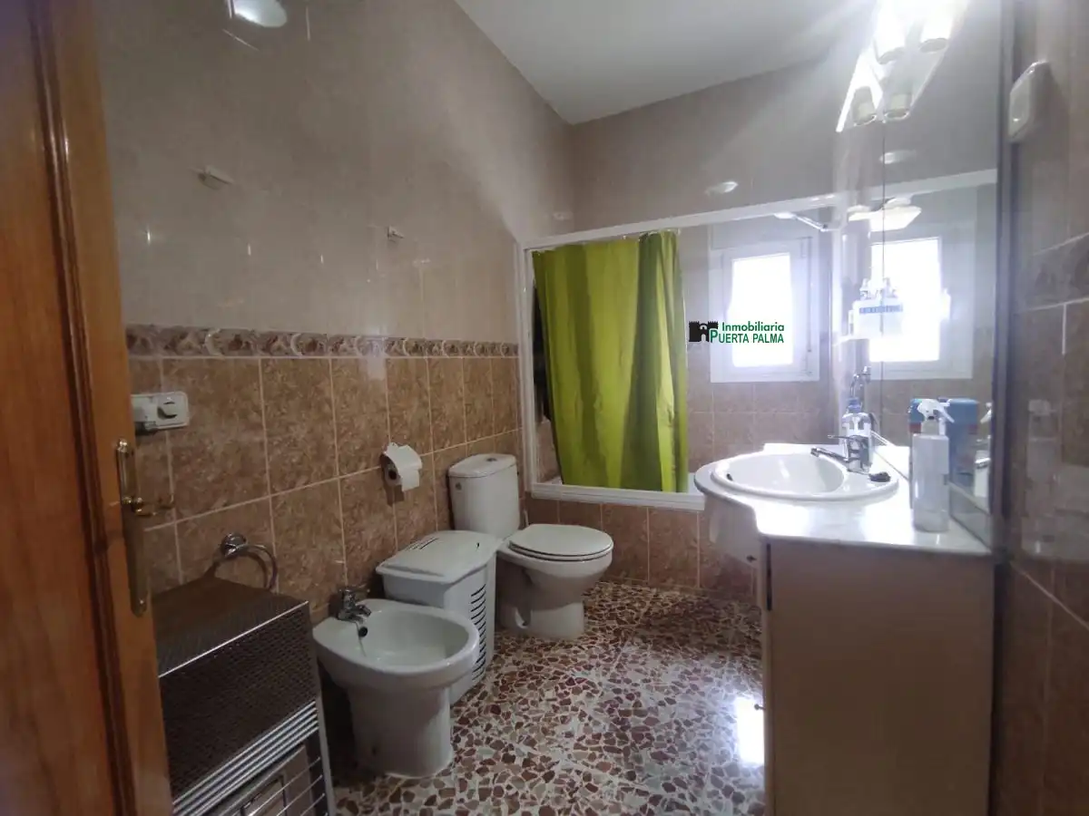 Bathroom of Houses for sale in Badajoz  with Air Conditioner, Heating and Storage room