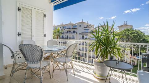 Foto 2 de Apartament en venda a Puerto Banús, Marbella