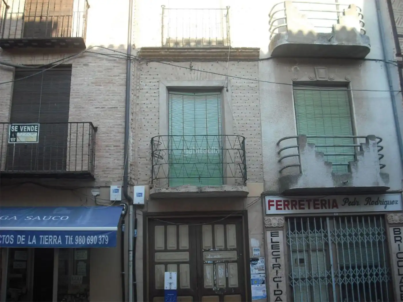 Adossat en venda a Puerta del Mercado 32