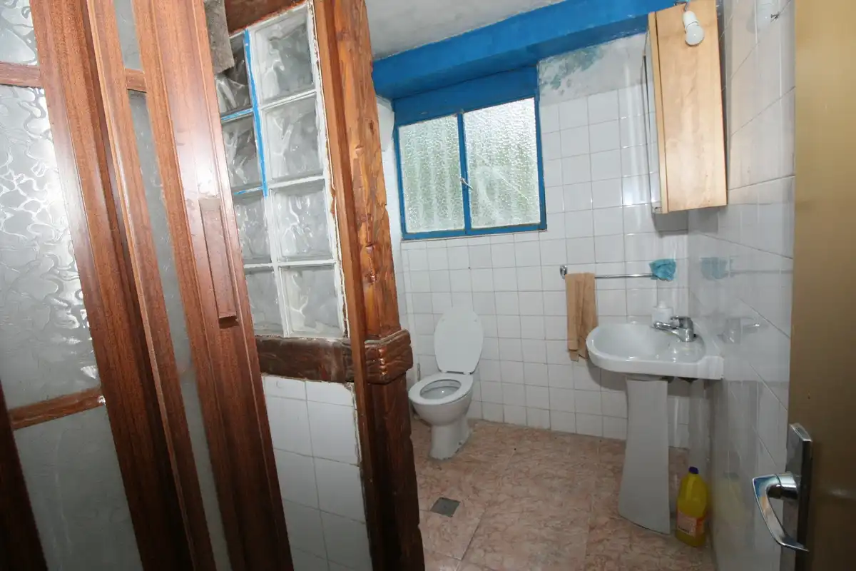Badezimmer von Country house zum Verkauf in Arenas de San Pedro mit Heizung, Privatgarten und Terrasse