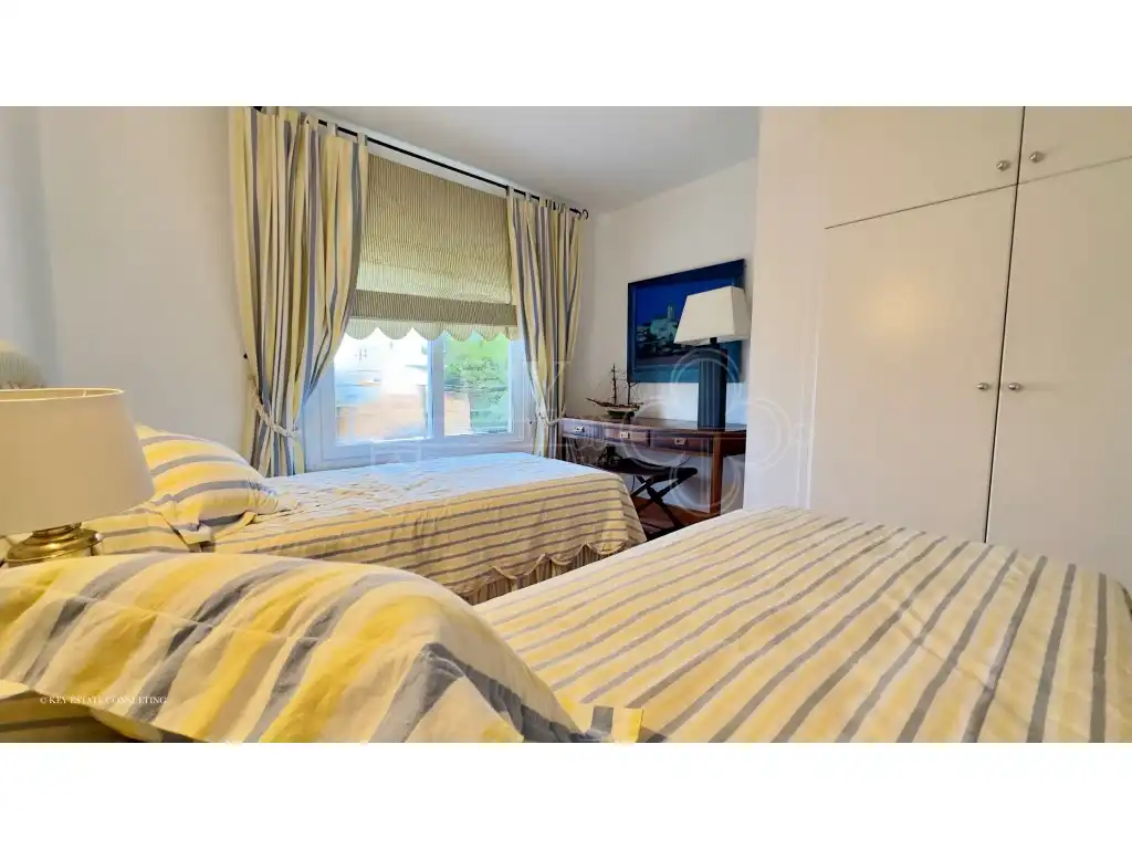 Habitación de Apartamento en venta en Ciutadella de Menorca con Aire acondicionado, Calefacción y Jardín privado