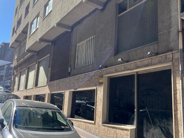 Local comercial en venta en Rua Ramon María Aller