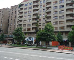 Vista exterior de Garatge de lloguer en Oviedo 