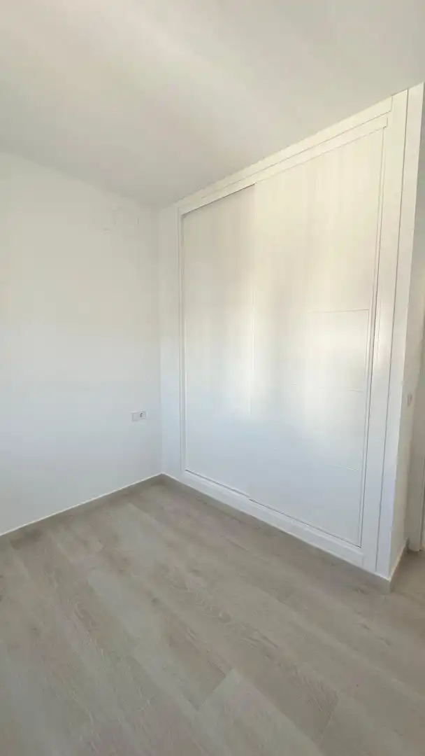 Habitación de Piso de alquiler en Valencina de la Concepción con Aire acondicionado, Calefacción y Terraza