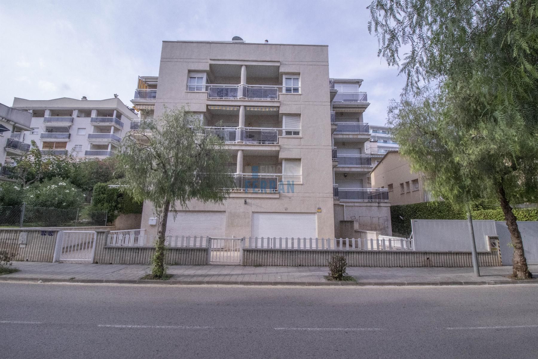 Vista exterior de Apartament en venda en El Vendrell amb Calefacció i Terrassa
