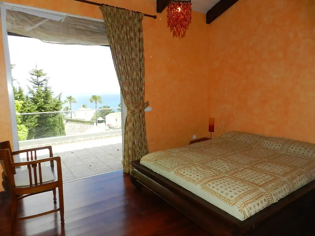Habitación de Casa o chalet en venta en Manilva con Aire acondicionado, Jardín privado y Trastero