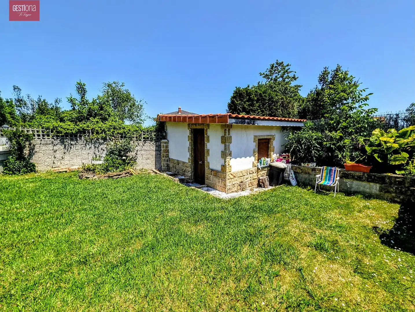 Casa adosada en venta en Arnuero con Calefacción, Jardín privado y Terraza