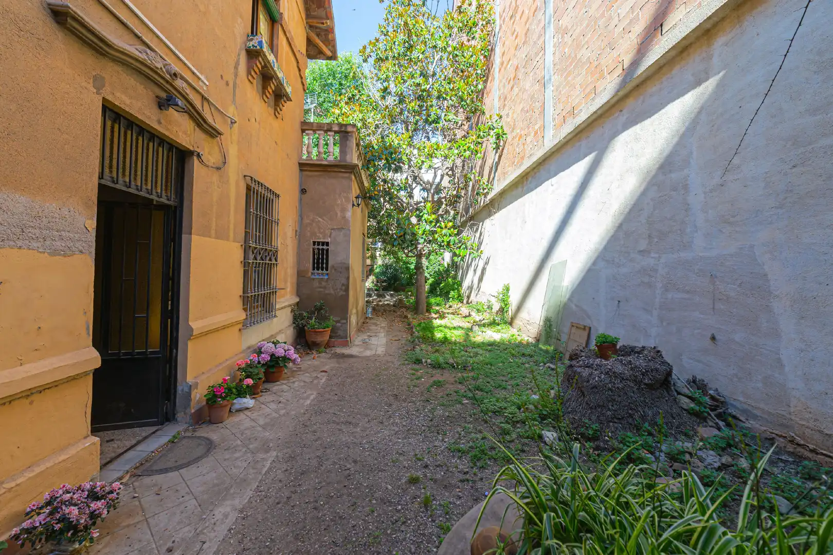 Villa avec terrasse à vendre à Nou Barris, imagen 4