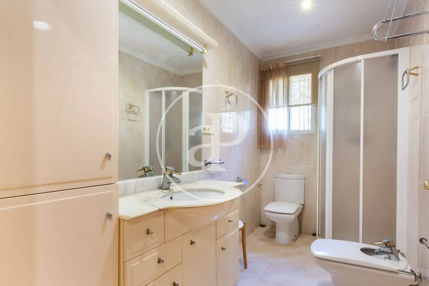 Baño de Casa o chalet en venta en Paterna con Aire acondicionado, Calefacción y Jardín privado