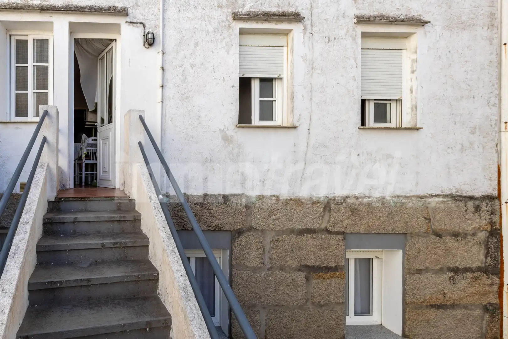 Vista exterior de Casa adosada en venda en Sanxenxo amb Terrassa, Moblat i Forn
