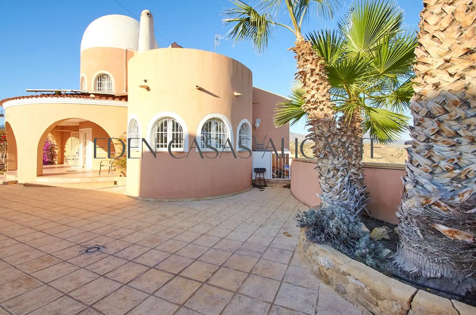 Vista exterior de Casa o chalet en venta en Villajoyosa / La Vila Joiosa con Aire acondicionado, Jardín privado y Terraza