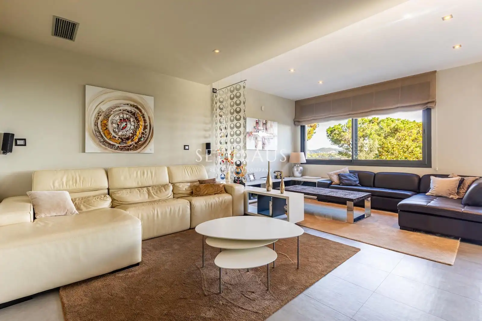 Sala d'estar de Casa o xalet en venda en Premià de Dalt amb Aire condicionat, Calefacció i Jardí privat