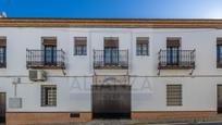 Vista exterior de Casa o xalet en venda en Olivares amb Aire condicionat, Calefacció i Jardí privat