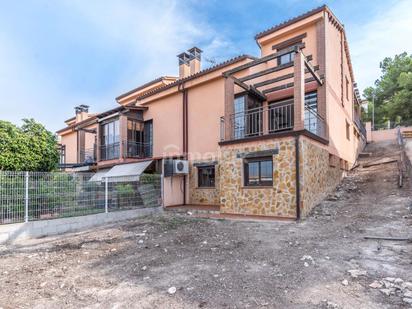 Vista exterior de Casa o xalet en venda en Mutxamel amb Aire condicionat i Terrassa