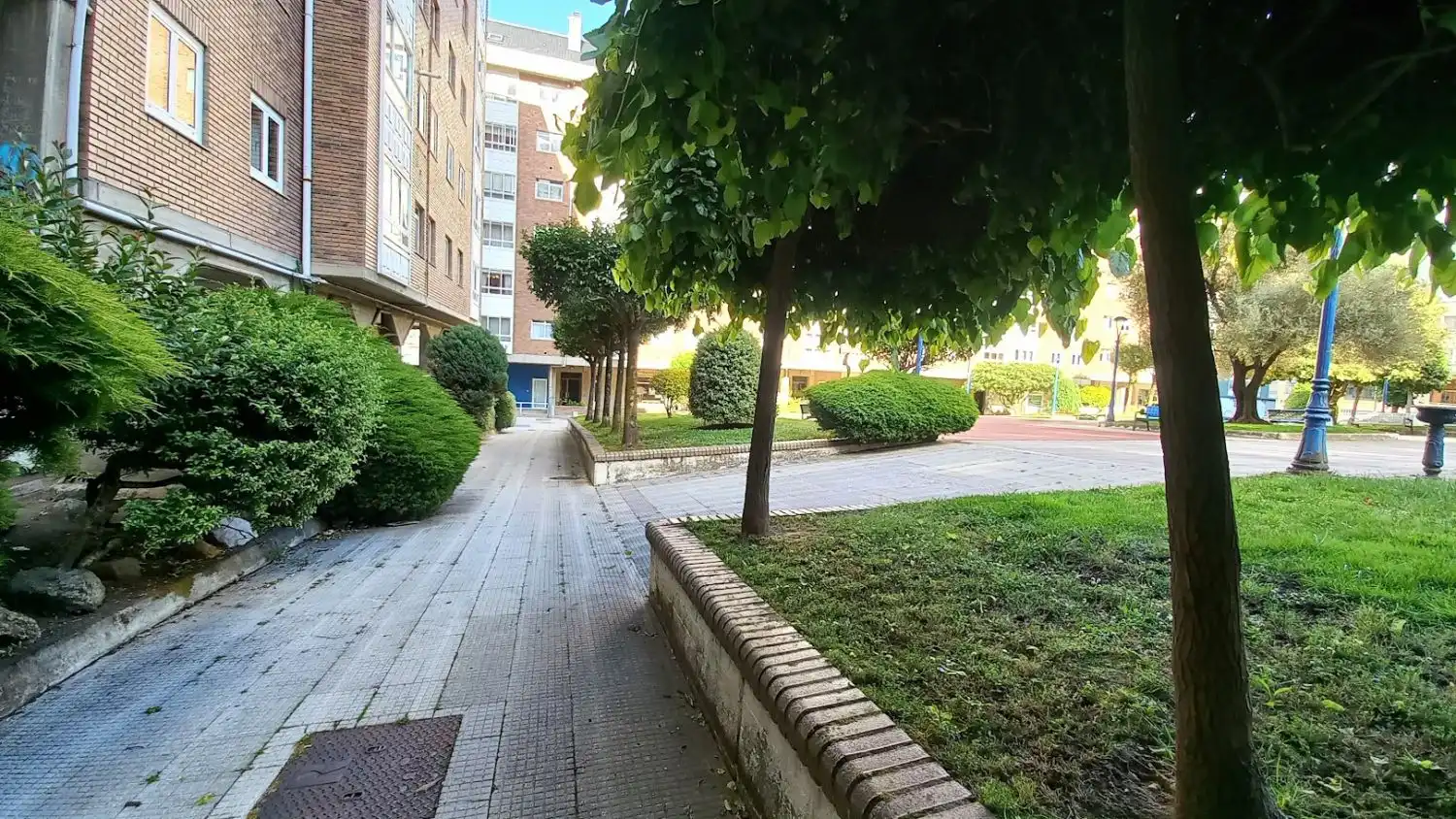 Vista exterior de Piso en venta en Culleredo con Calefacción, Parquet y Trastero