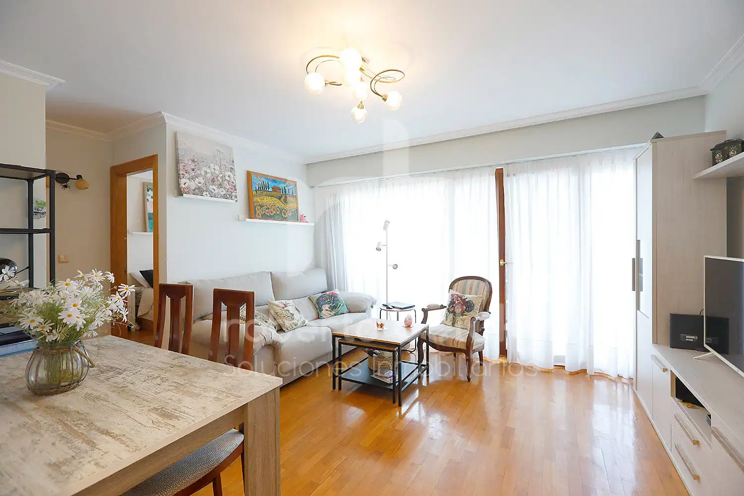 Piso con terraza en venta en Juan Thalamas Labandibar, imagen 2