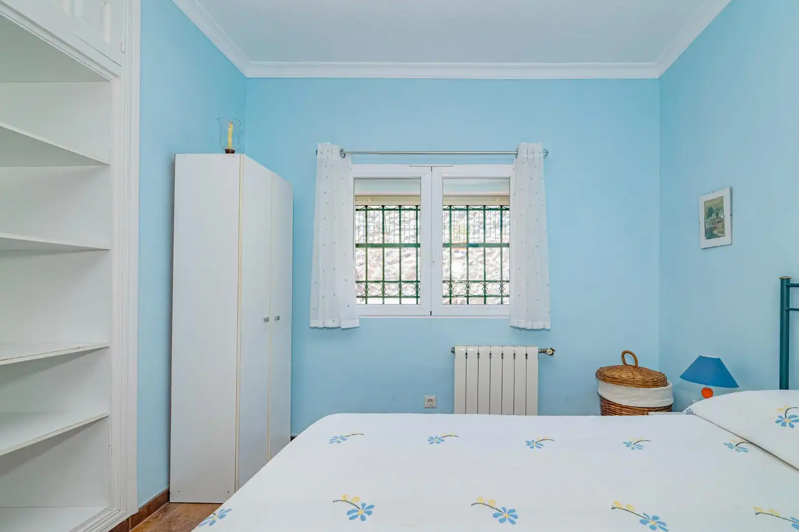 Habitación de Casa o chalet en venta en Almuñécar con Terraza y Piscina