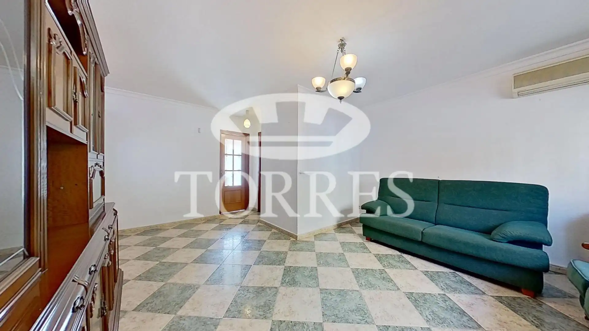 Living room of Single-family semi-detached for sale in Málaga Capital  with Terrace and Storage room