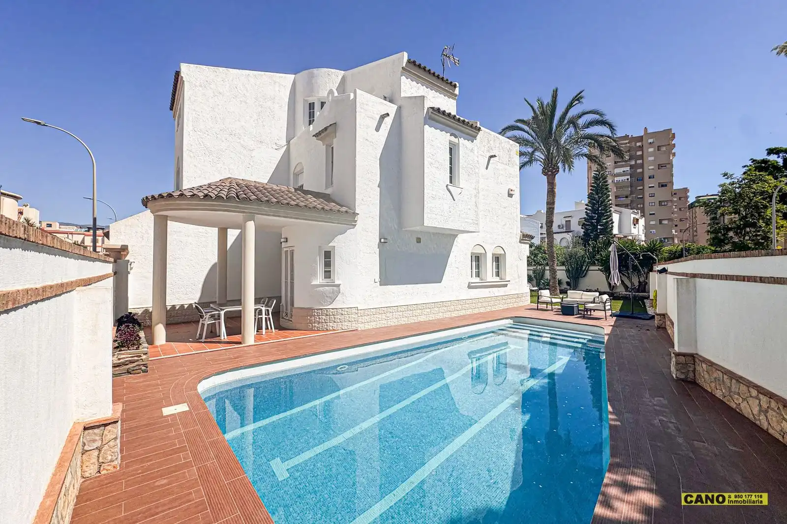 Swimming pool of Houses for sale in Roquetas de Mar  with Terrace, Storage room and Swimming Pool