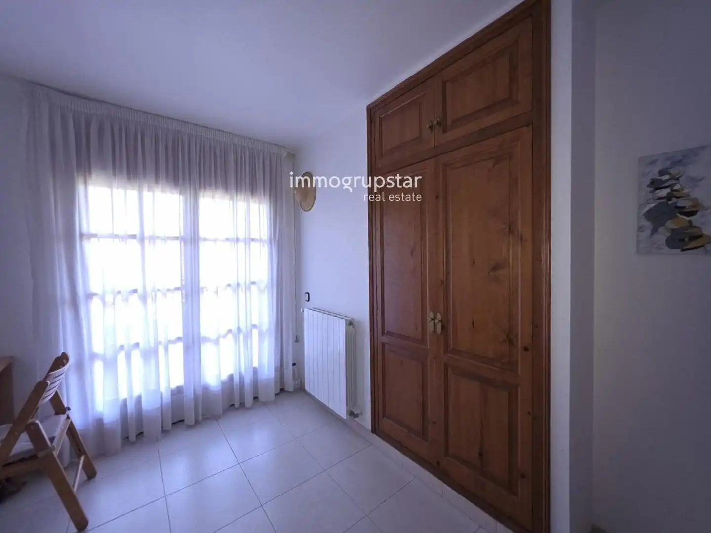 Dormitori de Casa adosada en venda en Castell d'Aro, Platja d'Aro i s'Agaró amb Piscina i Piscina comunitària