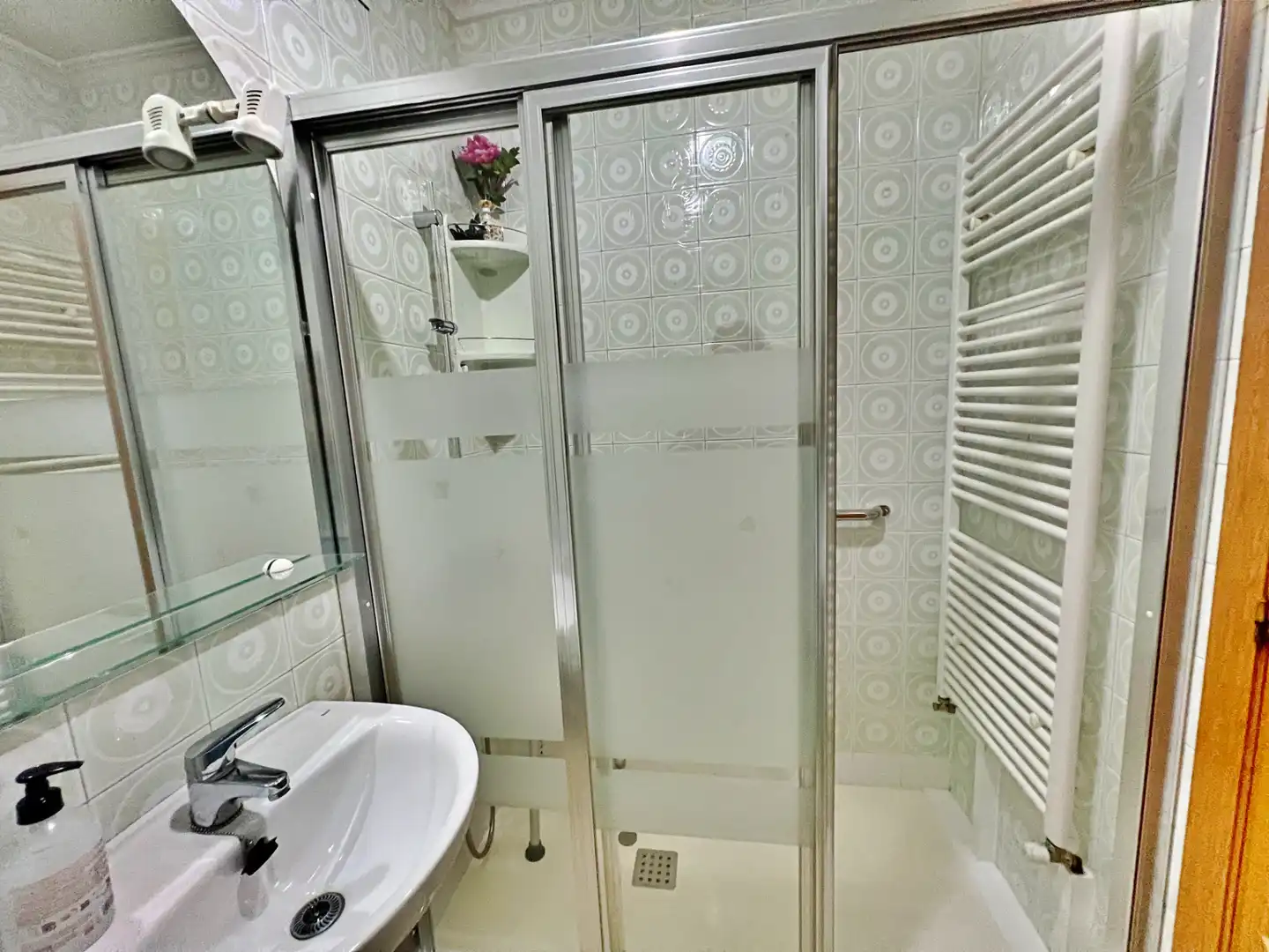 Baño de Piso en venta en Lugo con Calefacción, Jardín privado y Parquet