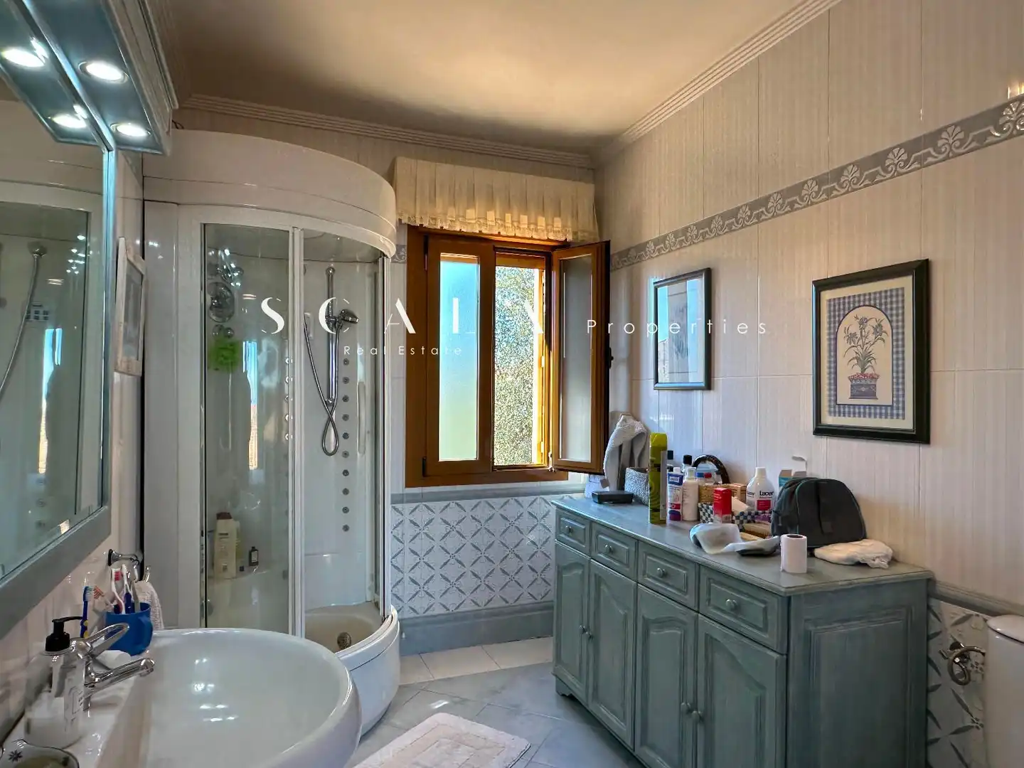 Baño de Casa o chalet en venta en Nambroca con Aire acondicionado, Calefacción y Jardín privado