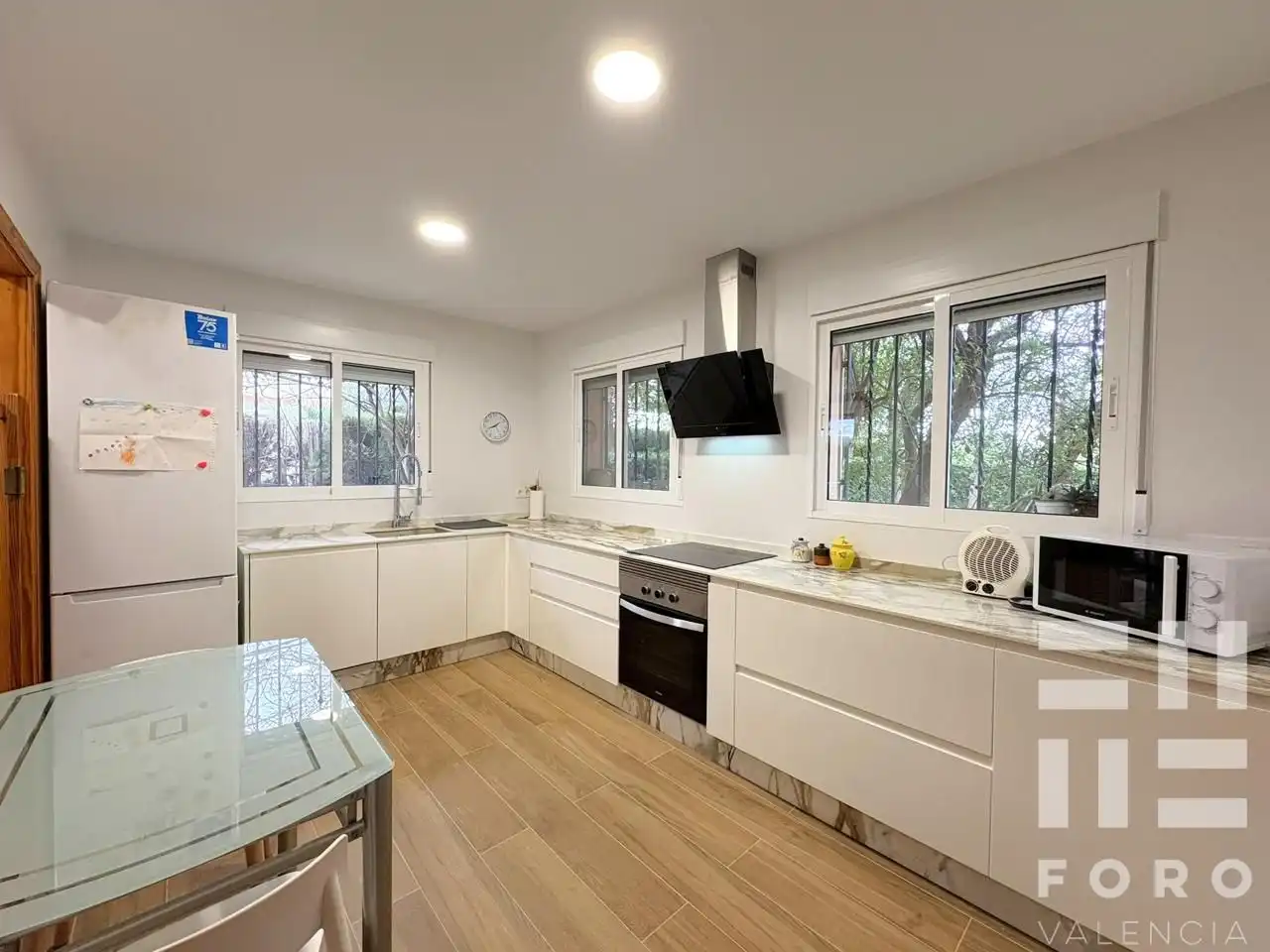 Cocina de Casa o chalet en venta en Alberic con Aire acondicionado, Jardín privado y Terraza